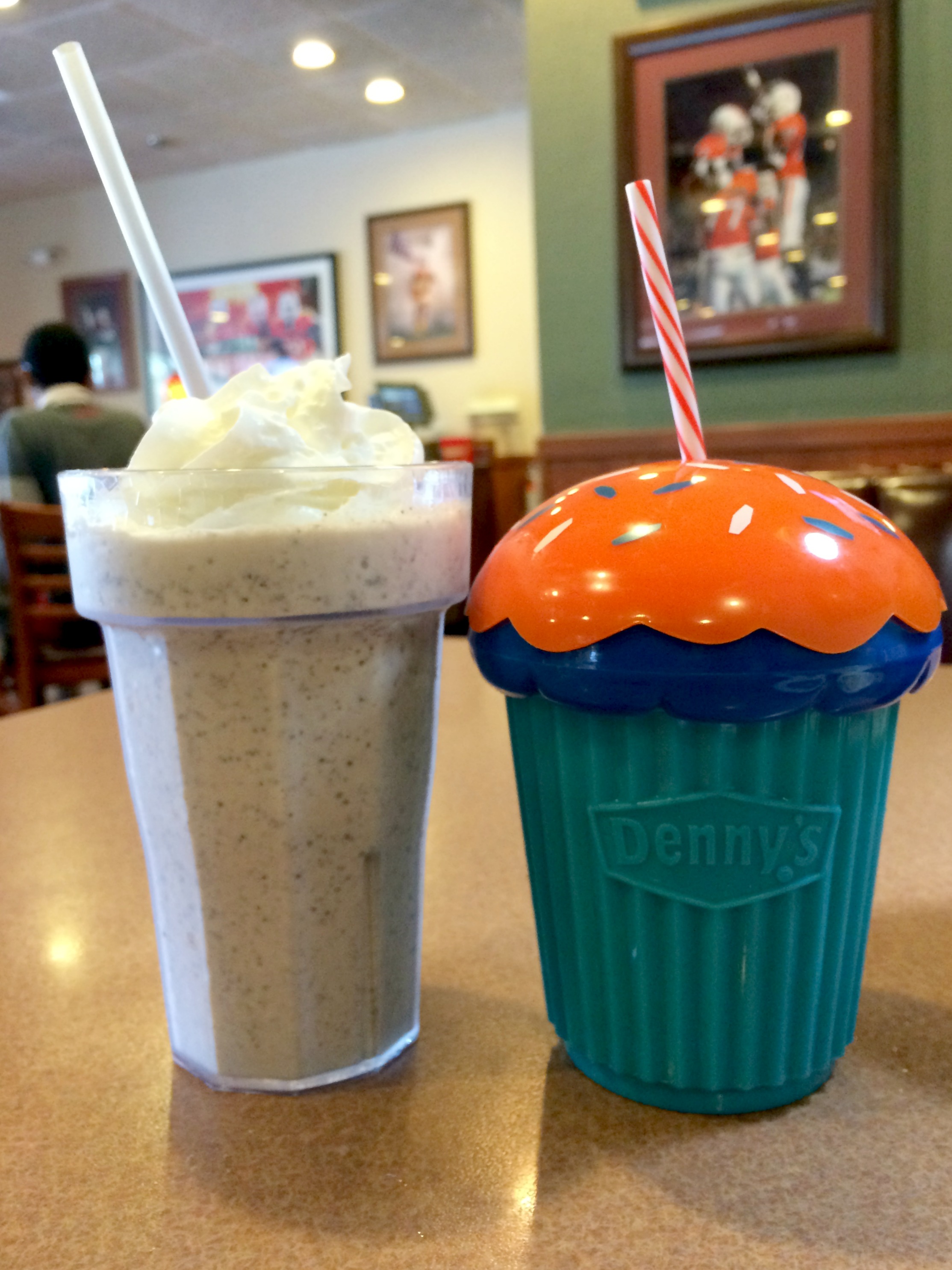 Mommy-Son Date Ideas: The Denny's Lunch Date #DennysDiners - Mommy Mafia