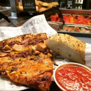 All The Goodness, Without The Mess: Sbarro BBQ Chicken Pizza MommyMafia.com