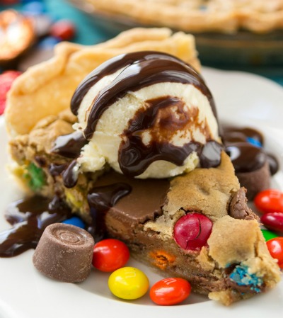 Leftover Halloween Candy Recipe ideas Candy Bar Pie