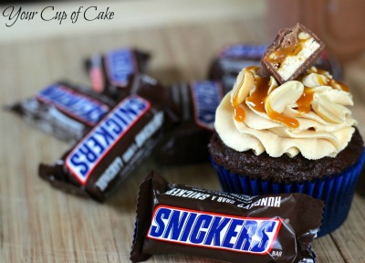 Halloween Candy Snickers-Cupcakes